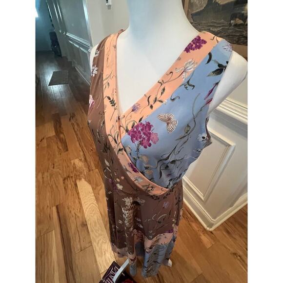 EST 1946 NWT V NECK HI LO FLORAL FULL BLOOM DRESS WOMENS SIZE MEDIUM - Picture 7 of 9